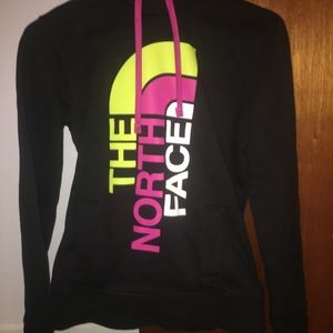 Black northface sweatshirt